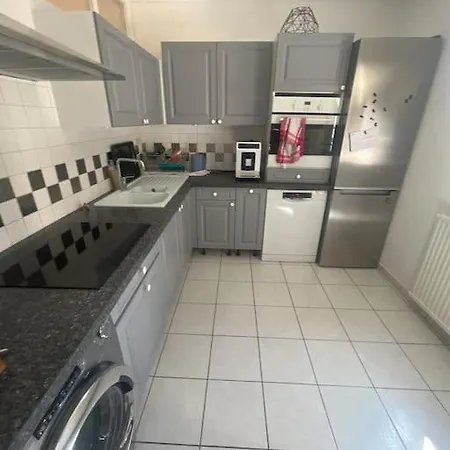Apartment Flat *